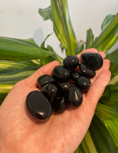 Load image into Gallery viewer, Jet (small)