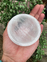 Load image into Gallery viewer, 8cm Selenite Bowl
