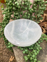 Load image into Gallery viewer, 10cm Selenite Bowl
